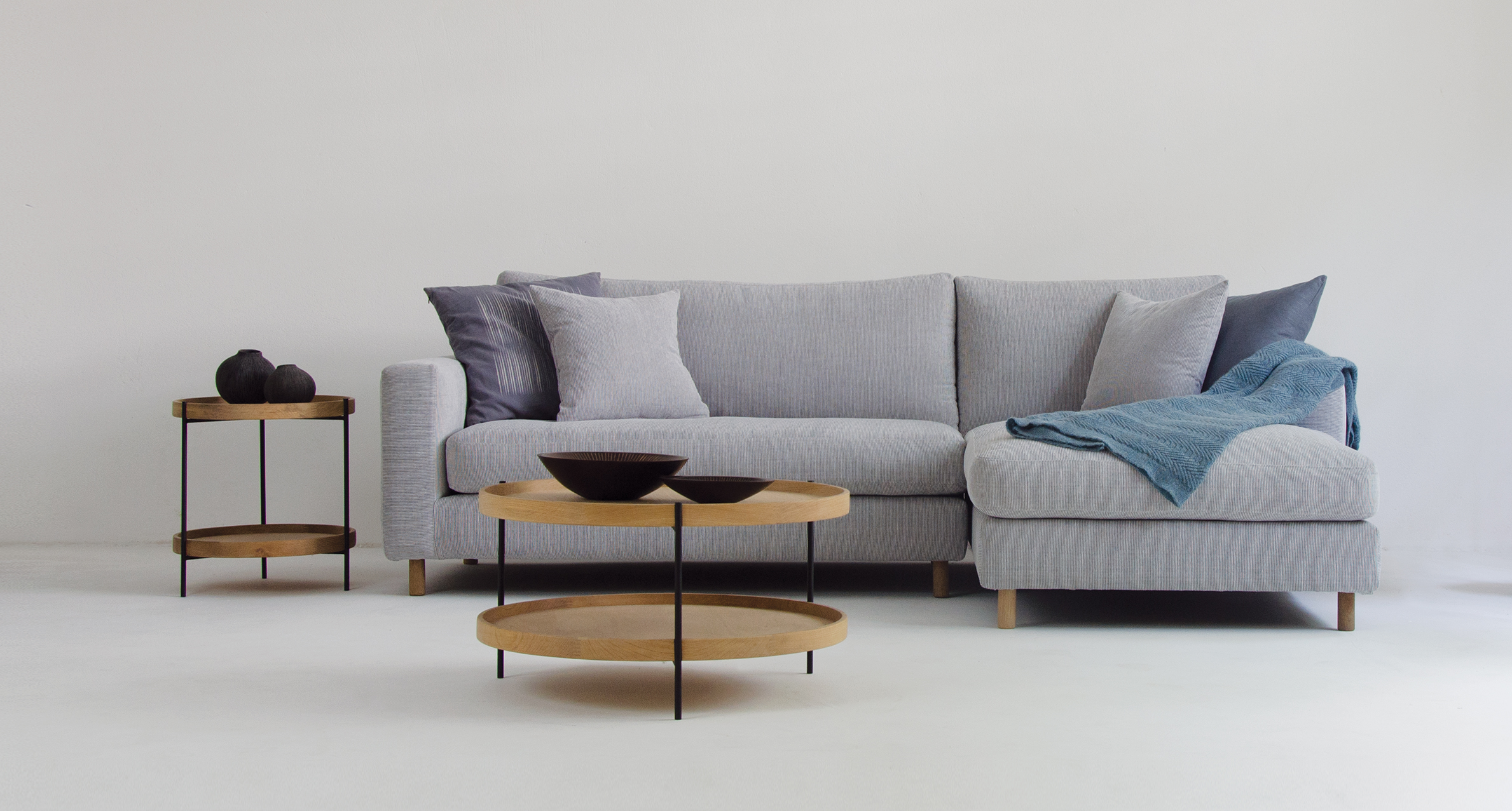 HUMLA coffee table | Hello Interior（ハローインテリア）